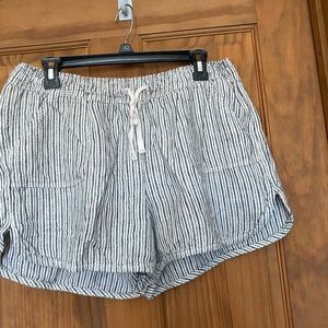 Maurices Short